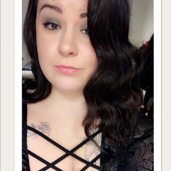 Meet your Posher, Devan - Picture 1 of 1